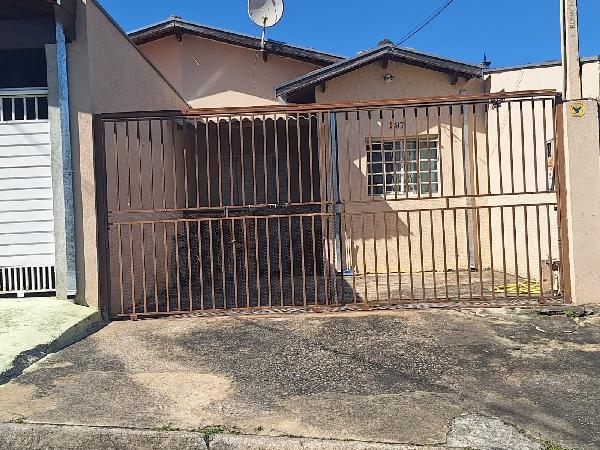 Casa em PINDAMONHANGABA/SP