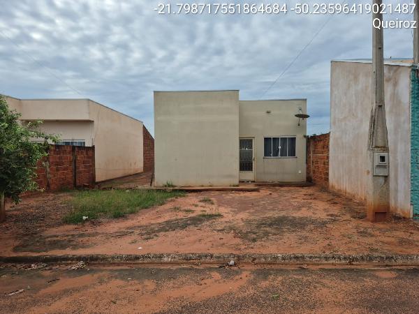 Casa em QUEIROZ/SP