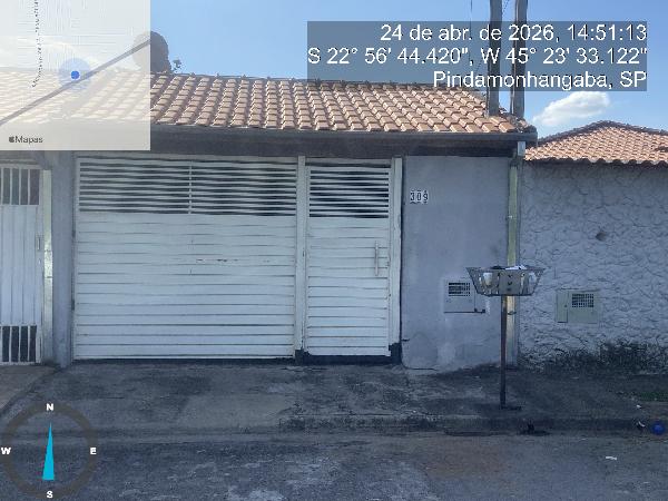 Casa em PINDAMONHANGABA/SP