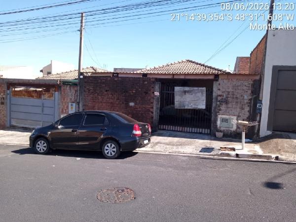 Casa em MONTE ALTO/SP