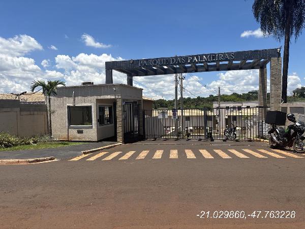 Casa em JARDINOPOLIS/SP